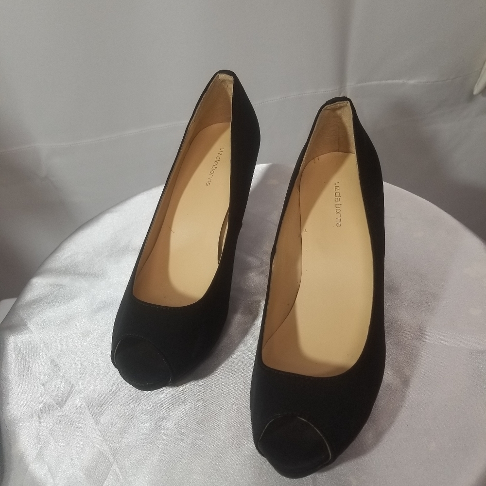Liz Claiborne shoes